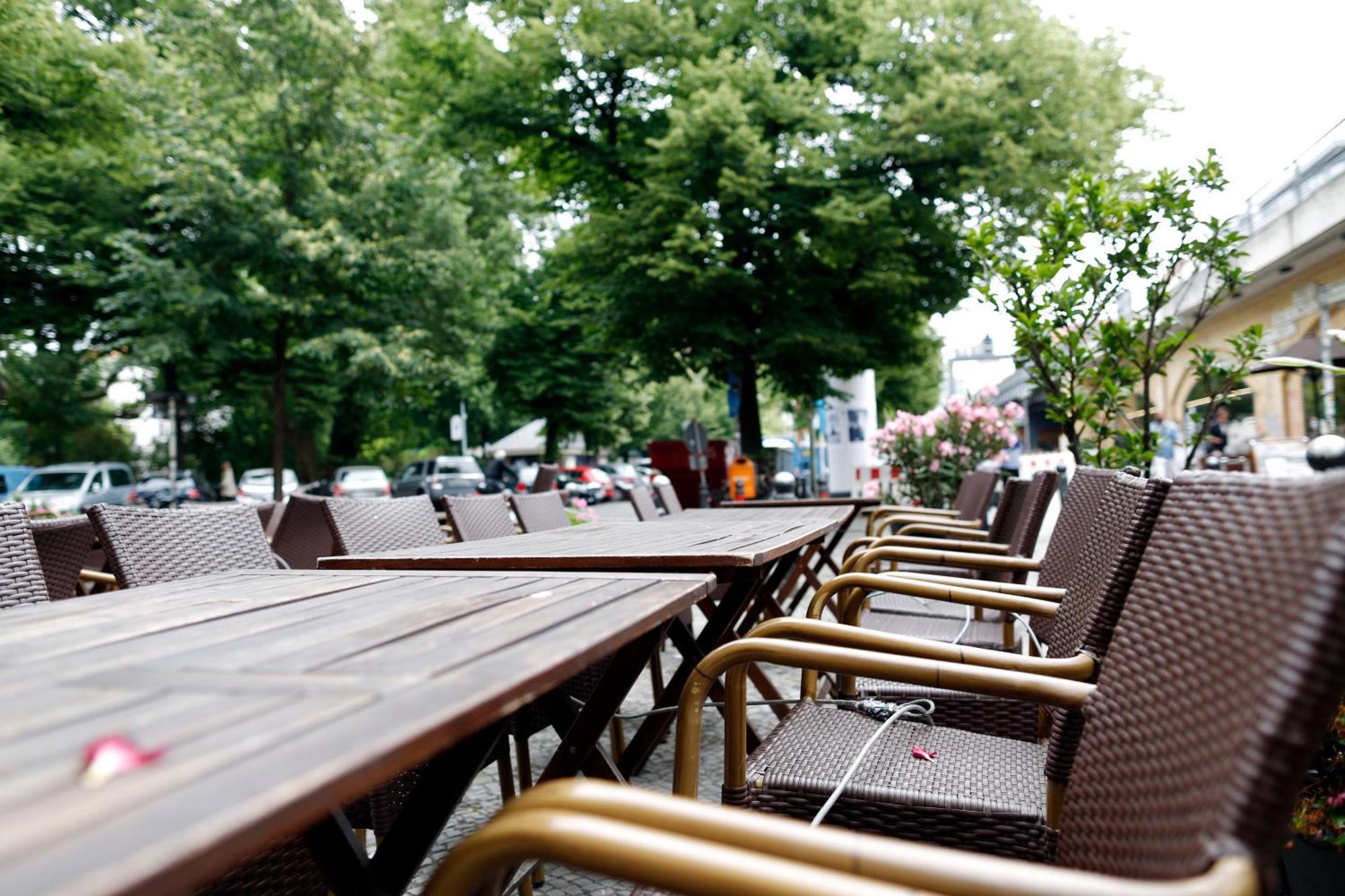 Nieb By Rockchair Apartments L Superhost Status L 3 Bedrooms Boxspringbeds 3 Bathrooms In Center "Kurfuerstendamm" - Cozy Family & Business Flair Welcomes You! Berlim Exterior foto