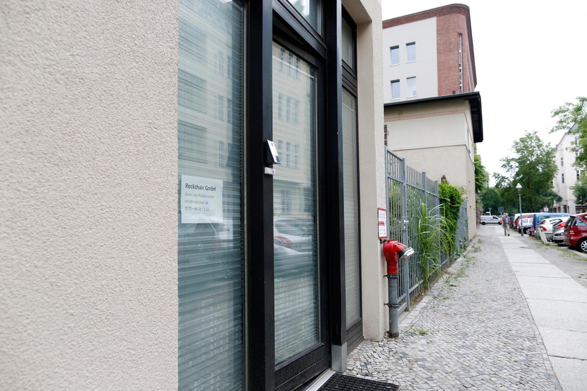 Nieb By Rockchair Apartments L Superhost Status L 3 Bedrooms Boxspringbeds 3 Bathrooms In Center "Kurfuerstendamm" - Cozy Family & Business Flair Welcomes You! Berlim Exterior foto