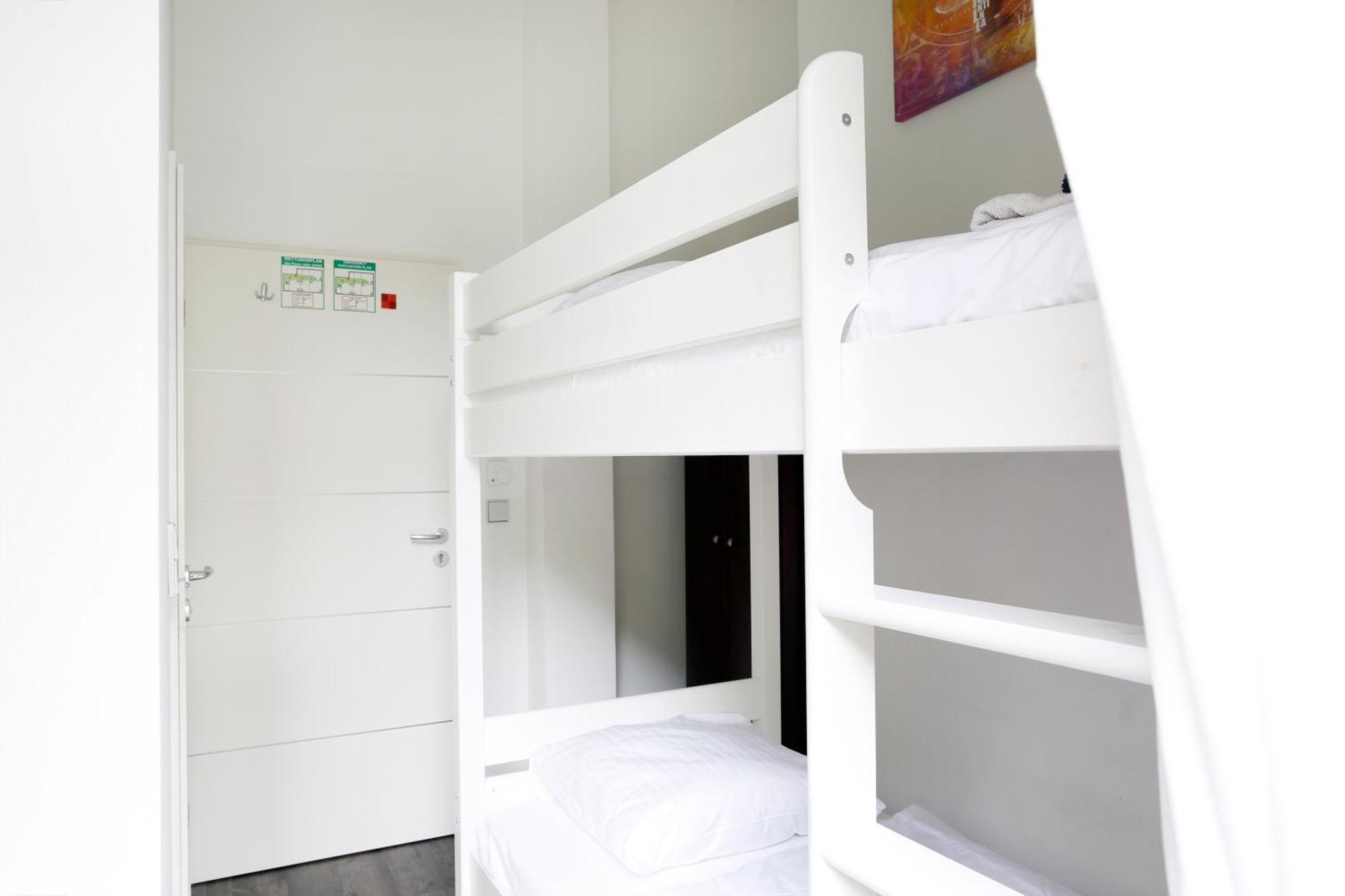 Nieb By Rockchair Apartments L Superhost Status L 3 Bedrooms Boxspringbeds 3 Bathrooms In Center "Kurfuerstendamm" - Cozy Family & Business Flair Welcomes You! Berlim Exterior foto